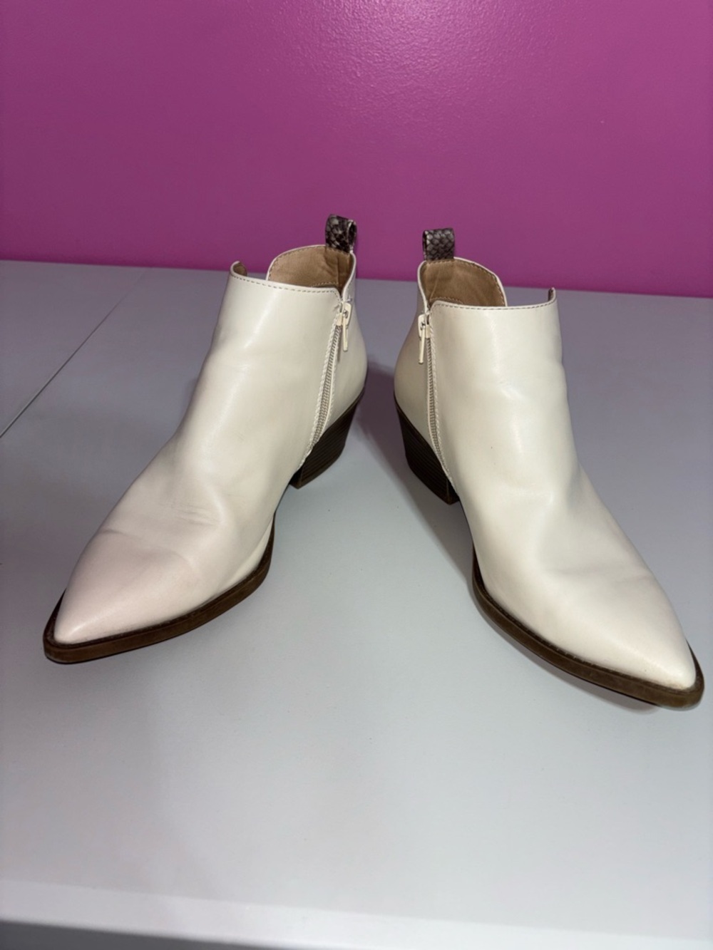 Time and Tru White Pointed Ankle Booties with Side Zip - Picture 2 of 9